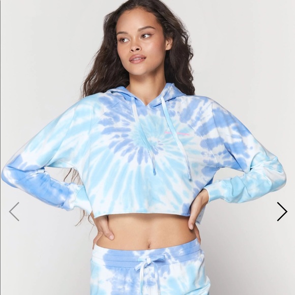 Spiritual Gangster Tops - NWT Spiritual Gangster Aruba Tie Dye Luna Crop Hoodie Sz Medium